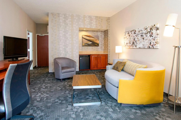 Courtyard by Marriott Rochester Brighton