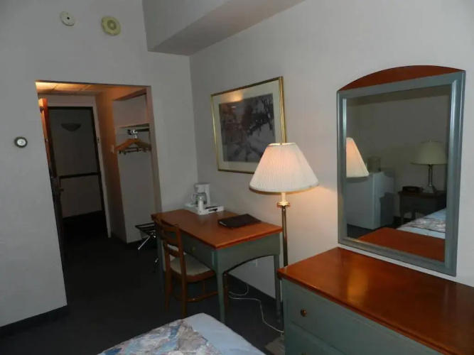 Rodeway Inn Airport