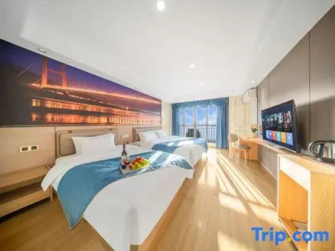 Deluxe Family room