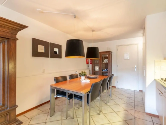 2 Bedrooms Classic Apartment