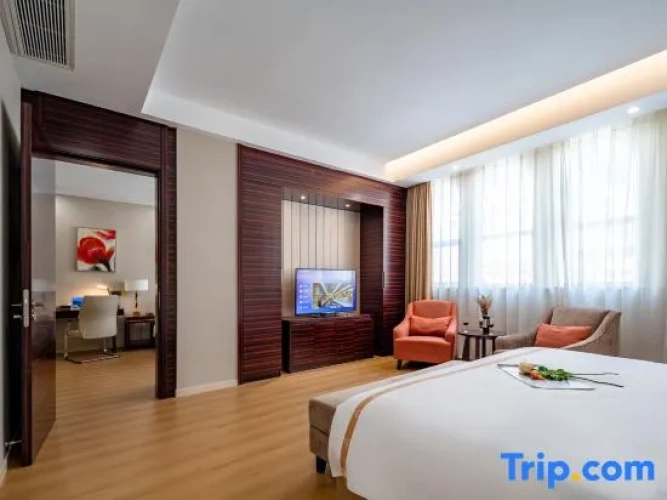 Double Family Suite with city view