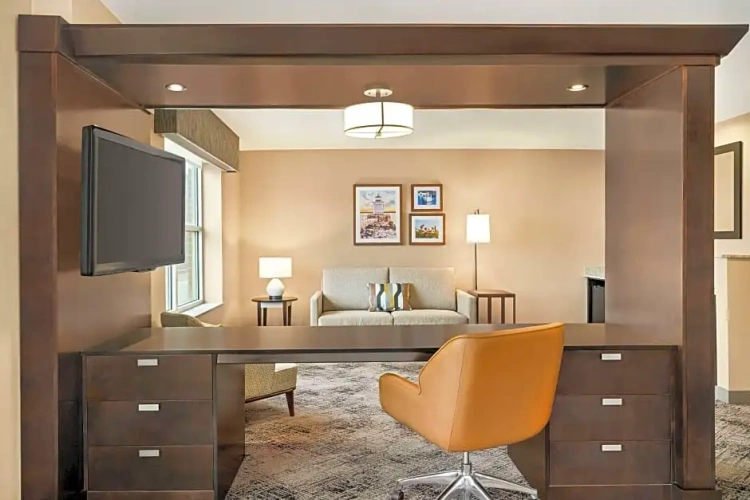 Accessible Double Suite with water view