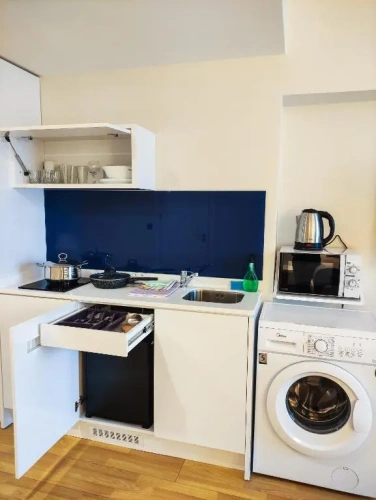 1 Bedroom Apartment
