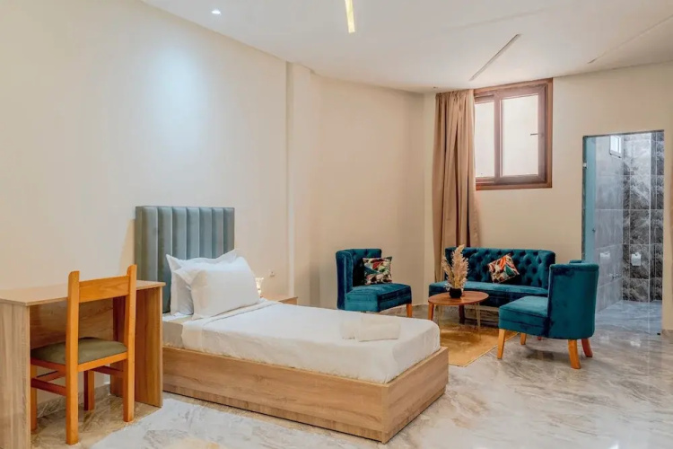 Blue Vista Hotel