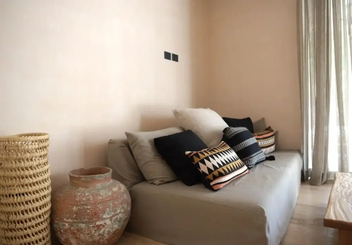 3 Bedrooms Luxury Apartment with park view