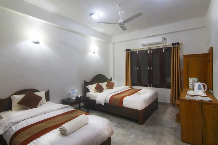 Chitwan Park Village