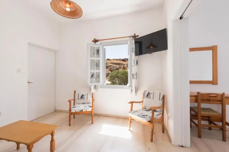 2 Bedrooms Apartment with balcony and with view