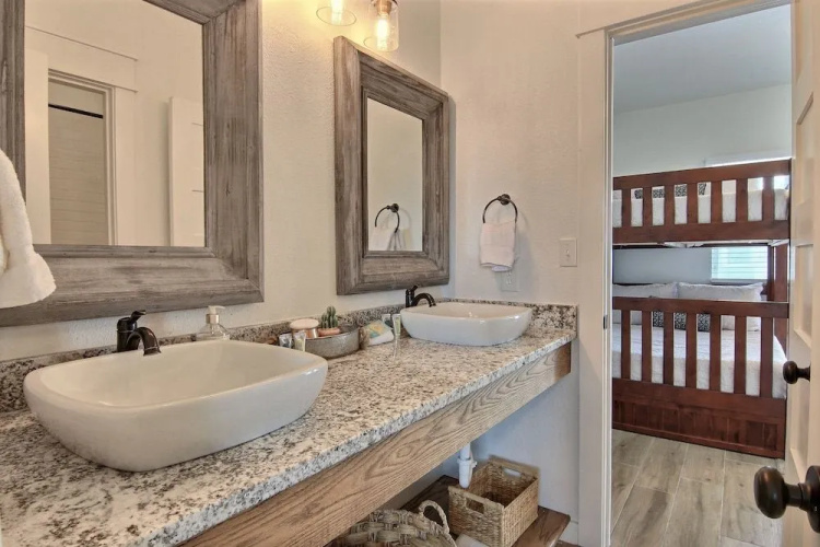 Three Keys Cottage 12 by RedAwning
