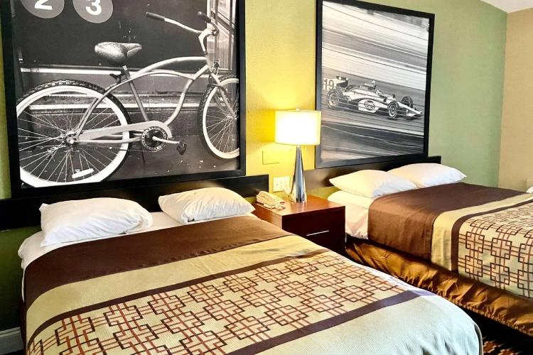 Standard Quadruple room