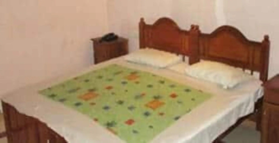 Nadan Hotel