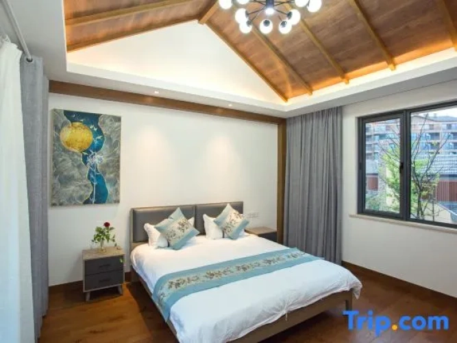 2 Bedrooms Family Villa