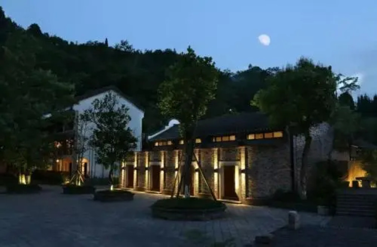 Dujiangyan Jiangnan Memory Hotel