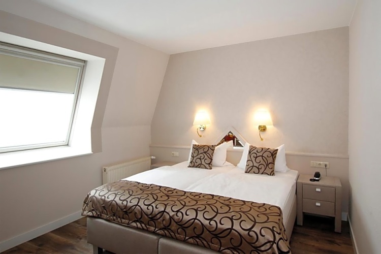 Standard Double room with view