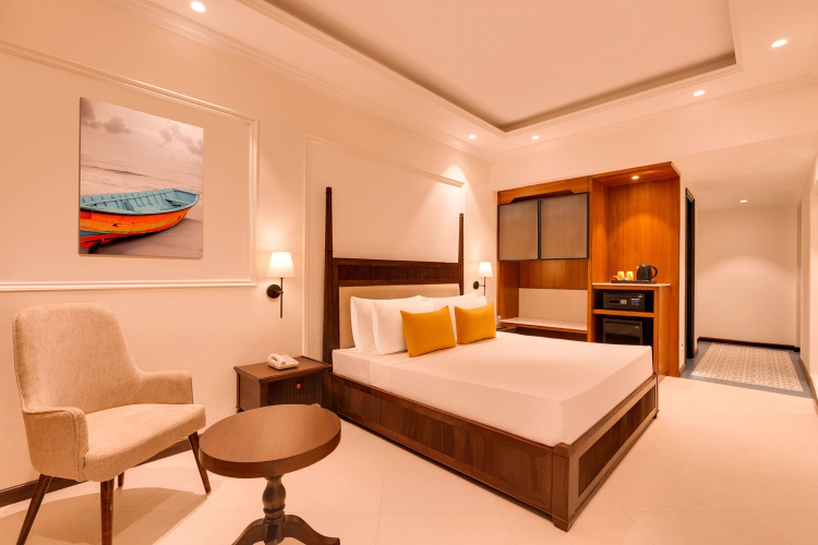 Deluxe Double room with pool view