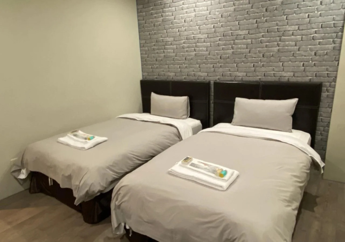 Saint Hostel