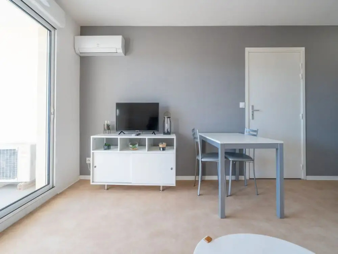Seaside Stay for Two Guests