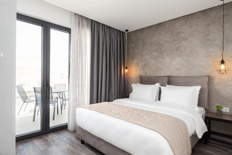 2 Bedrooms Suite