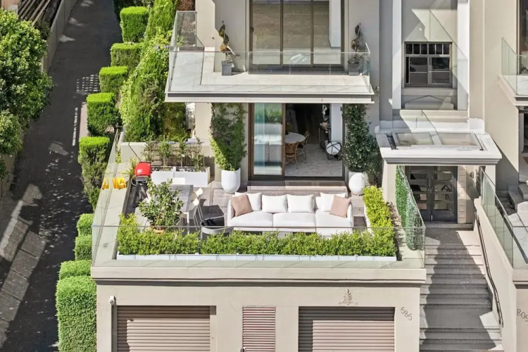 Superb 2-bed Apartment Facing Rose Bay Marina