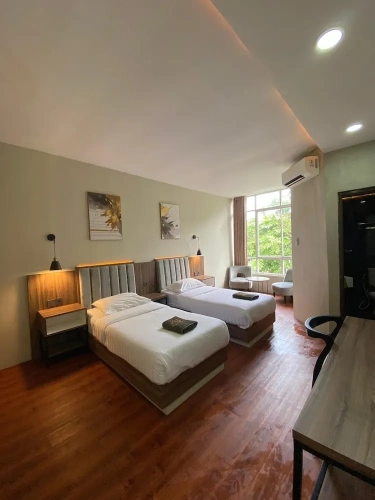 Standard Twin room