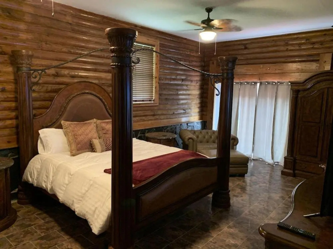 Beachwoods Villa