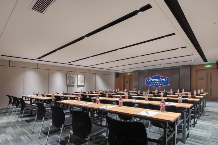 Hampton by Hilton Shenzhen Bao'an Stadium