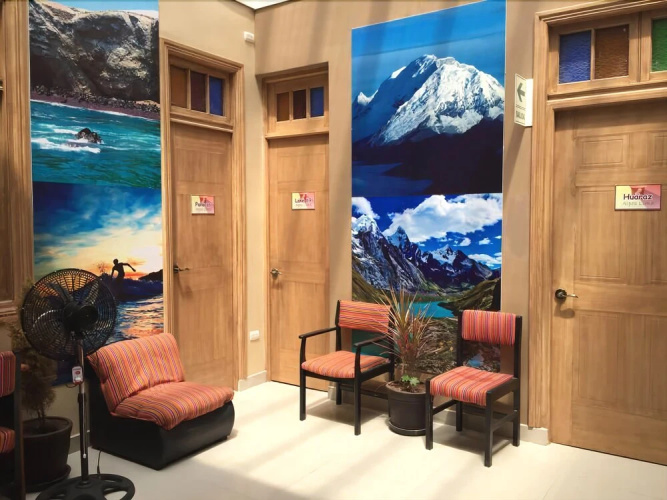 Hostal Alpes Lima