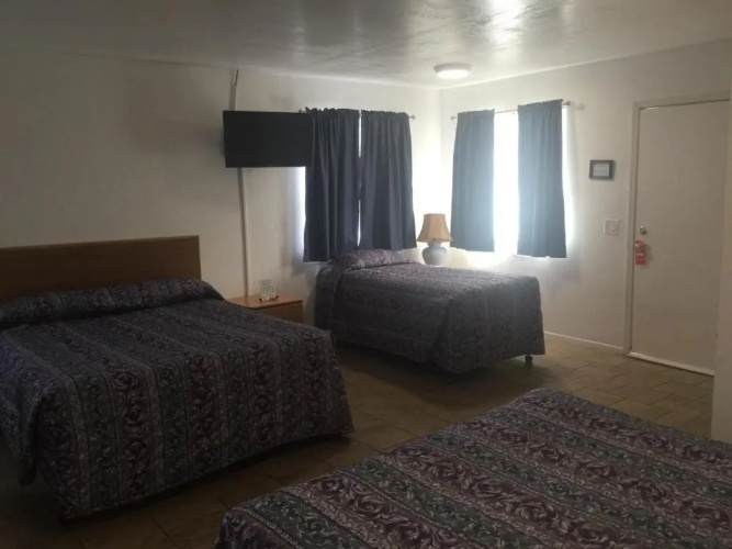 Little Daisy Motel