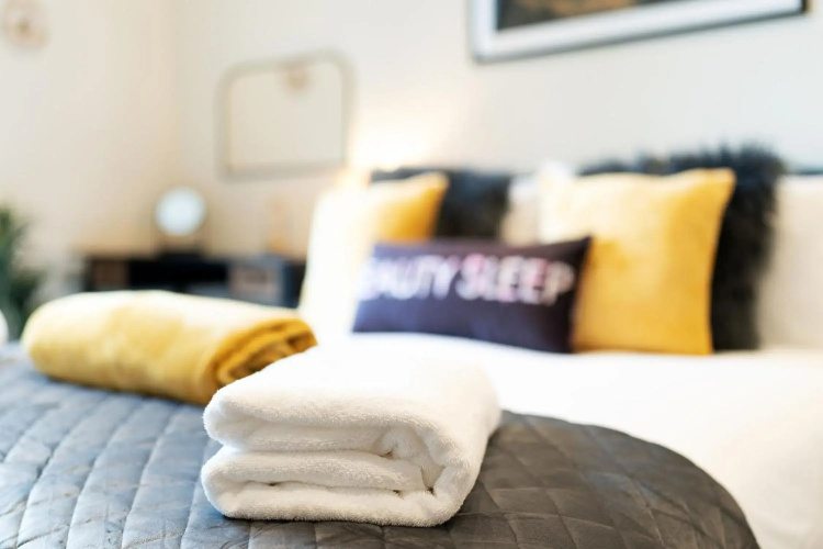Cordis Apartment