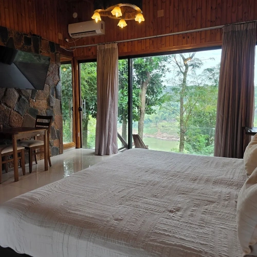 Superior room with balcony