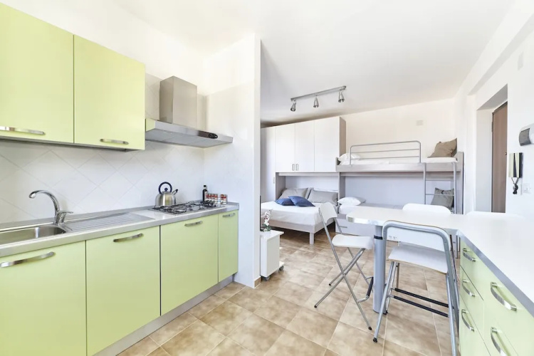 Specchio Apartment