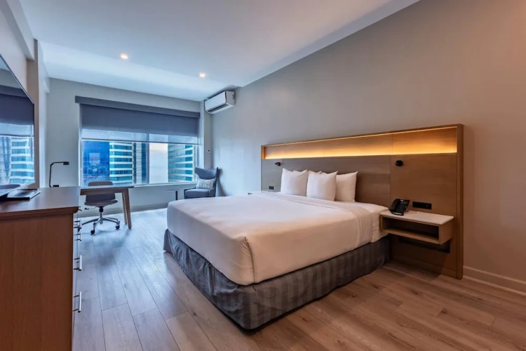 Quadruple Suite