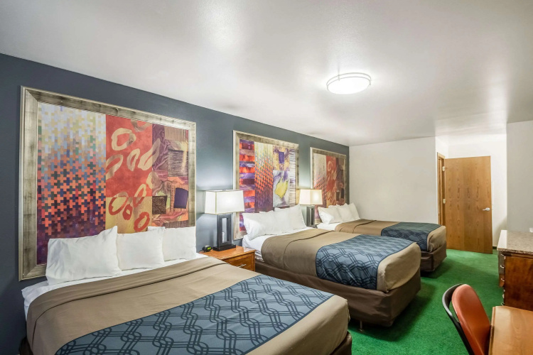 Econo Lodge Waupaca