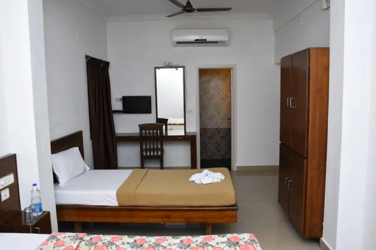 Hotel Palacial Pondi