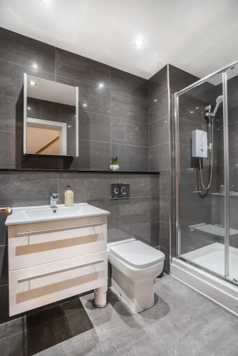 2bed-ground Floor-free Parking
