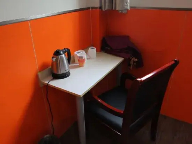 Chaolv 98 Hostel (Shanghai University)