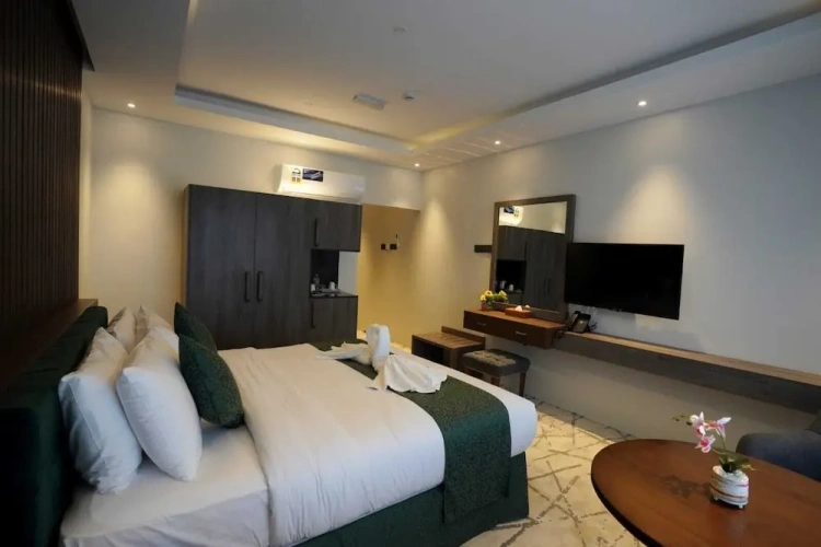 Deluxe room with mountain view