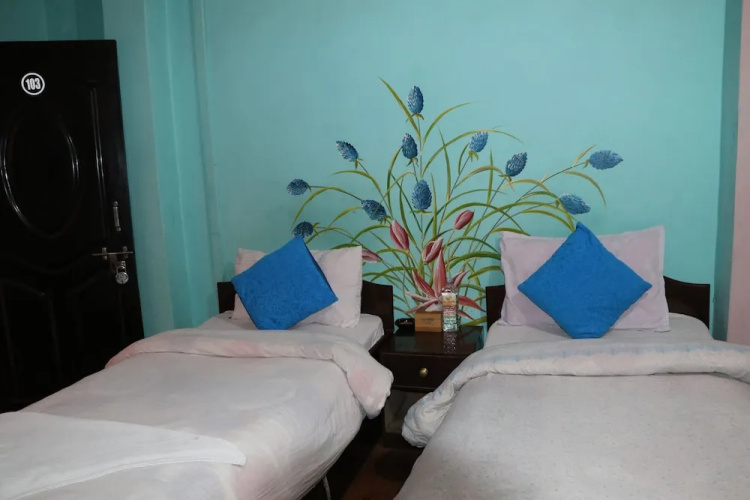 Hotel Happy Home