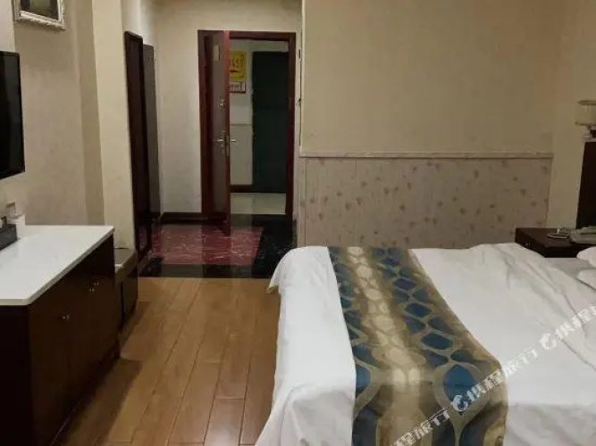 Wugang Junyue Hotel
