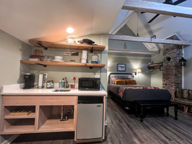 Sea Glass Inn