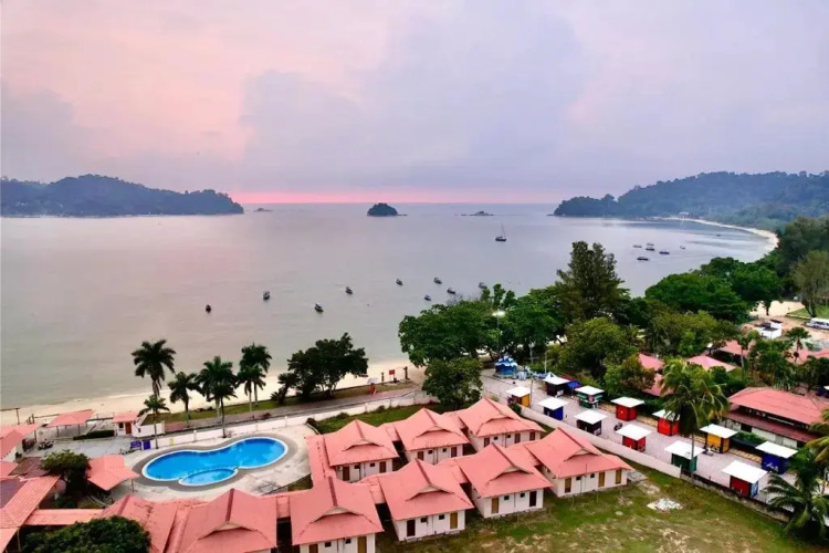 Puteri Bayu Beach Resort