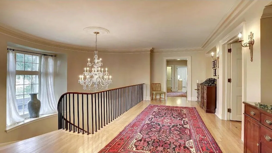 Luxury Georgian Mansion