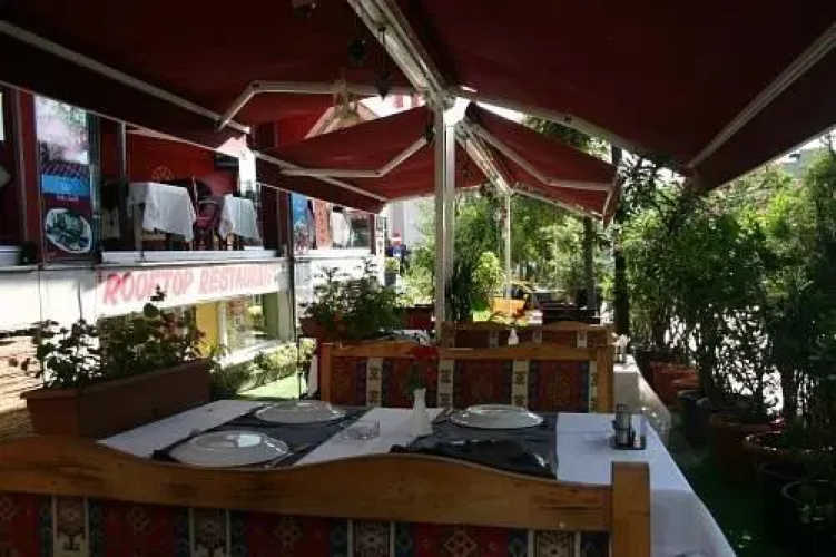 Indo Hotel