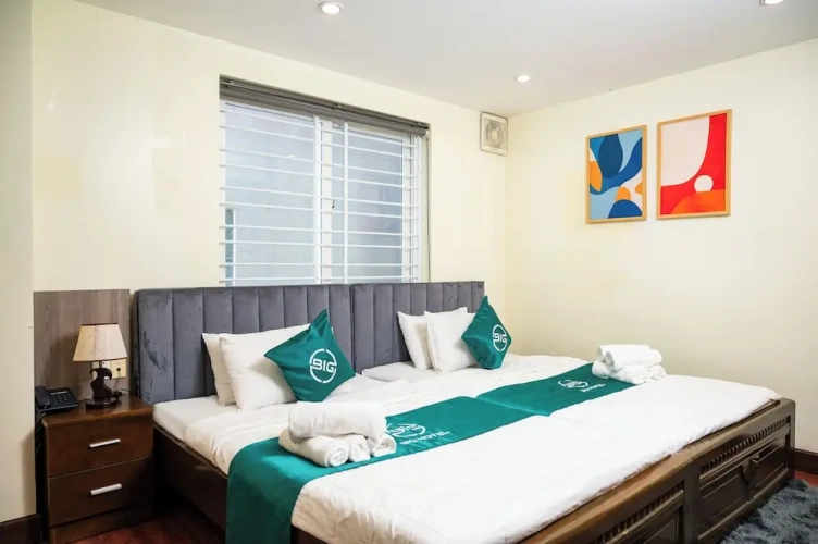 Standard Twin room with balcony