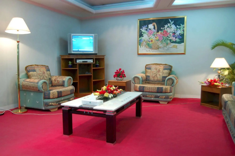 Hotel de Crystal Crown