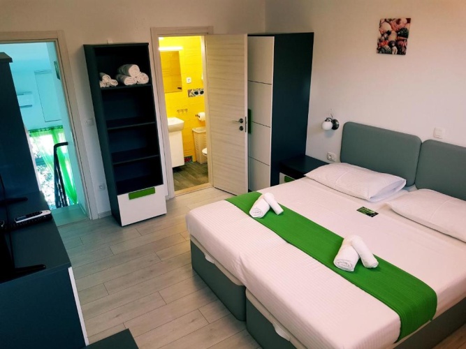 1 Bedroom Duplex Apartment with balcony