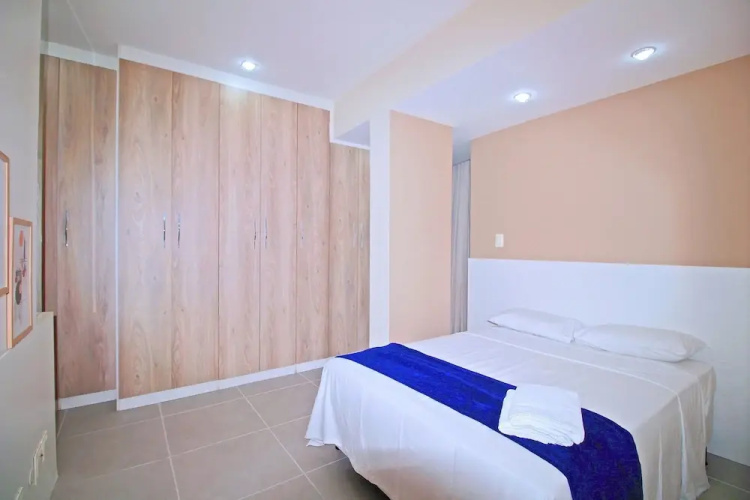 Conforto e Estilo em Copacabana D056