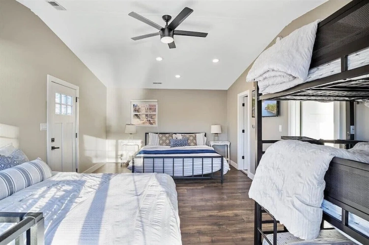 Guest rooms