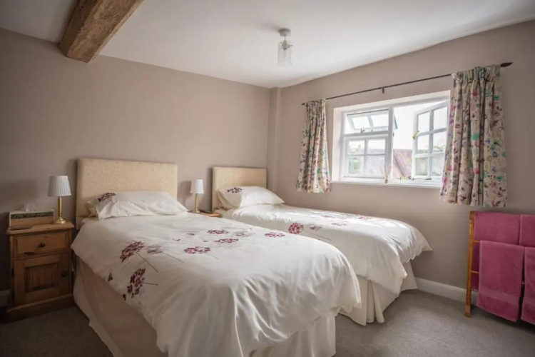 Old Beams Bed & Breakfast