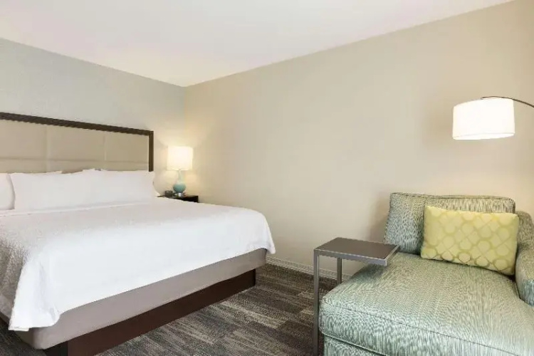 Hampton Inn Niles/warren
