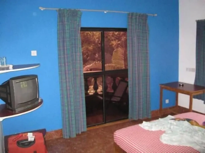 Standard room with pool view